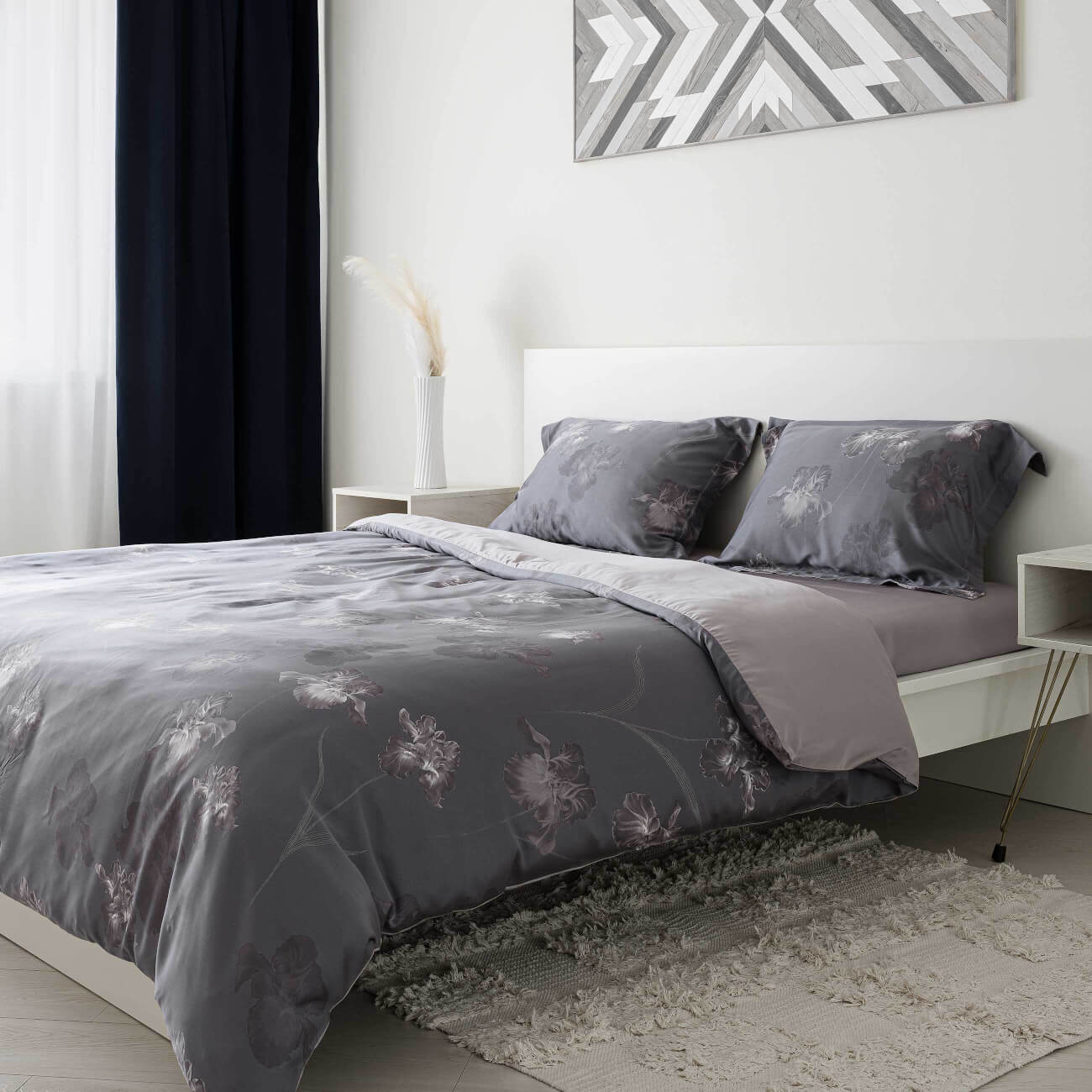 

КПБ евро, тенсель 300 ТС, графитовый, Ирисы, Tencel