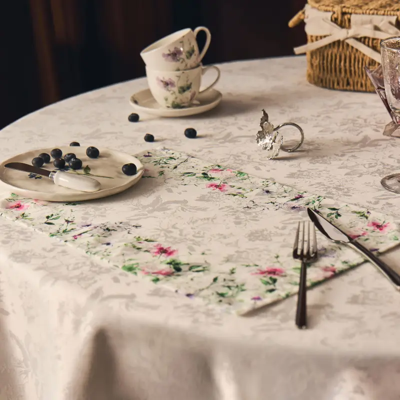 Салфетка под приборы, 30x45 см, жаккард, полиэстер, белая, Весенние цветы, Petal serenity ,image-0