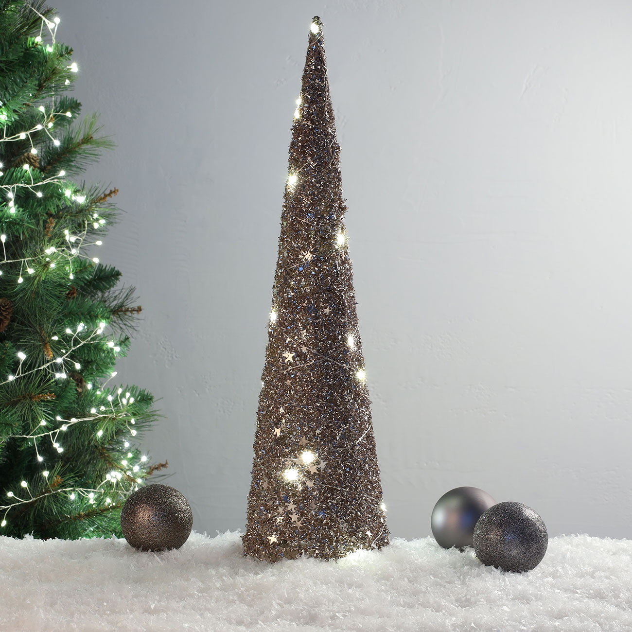 

Ель-конус, 60 см, с подсветкой, полиэстер/металл, шампань, Christmas style