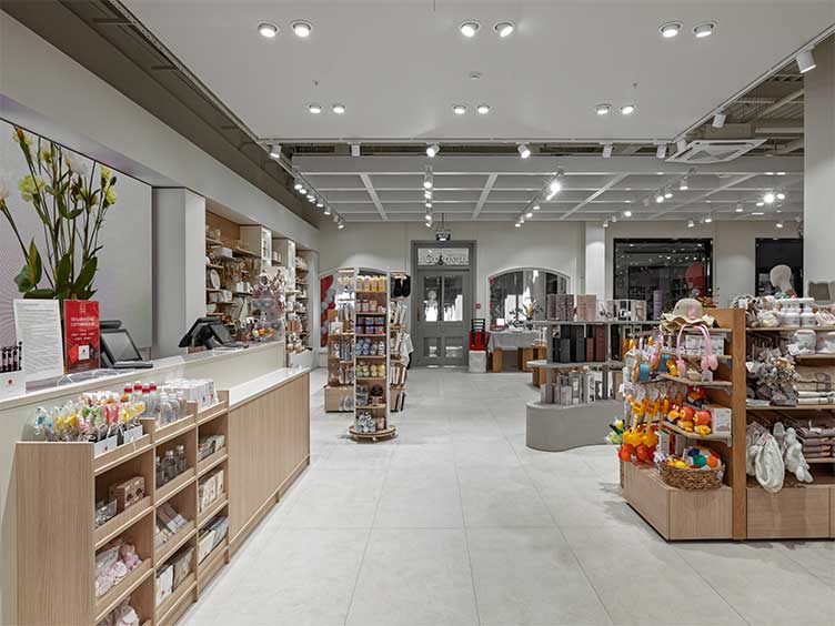 д. Чёрная Грязь, Торгово-Промышленная ул., 6, Аутлет-центр "Fashion House", image-2