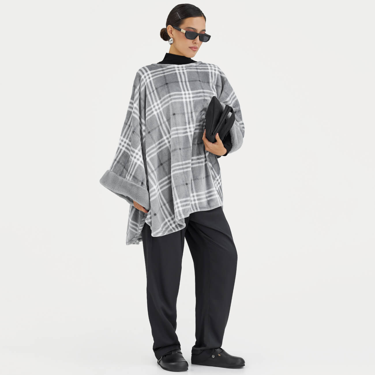 

Пончо, 138х80 см, флис/искусственный мех, серое, Клетка, Fleece poncho