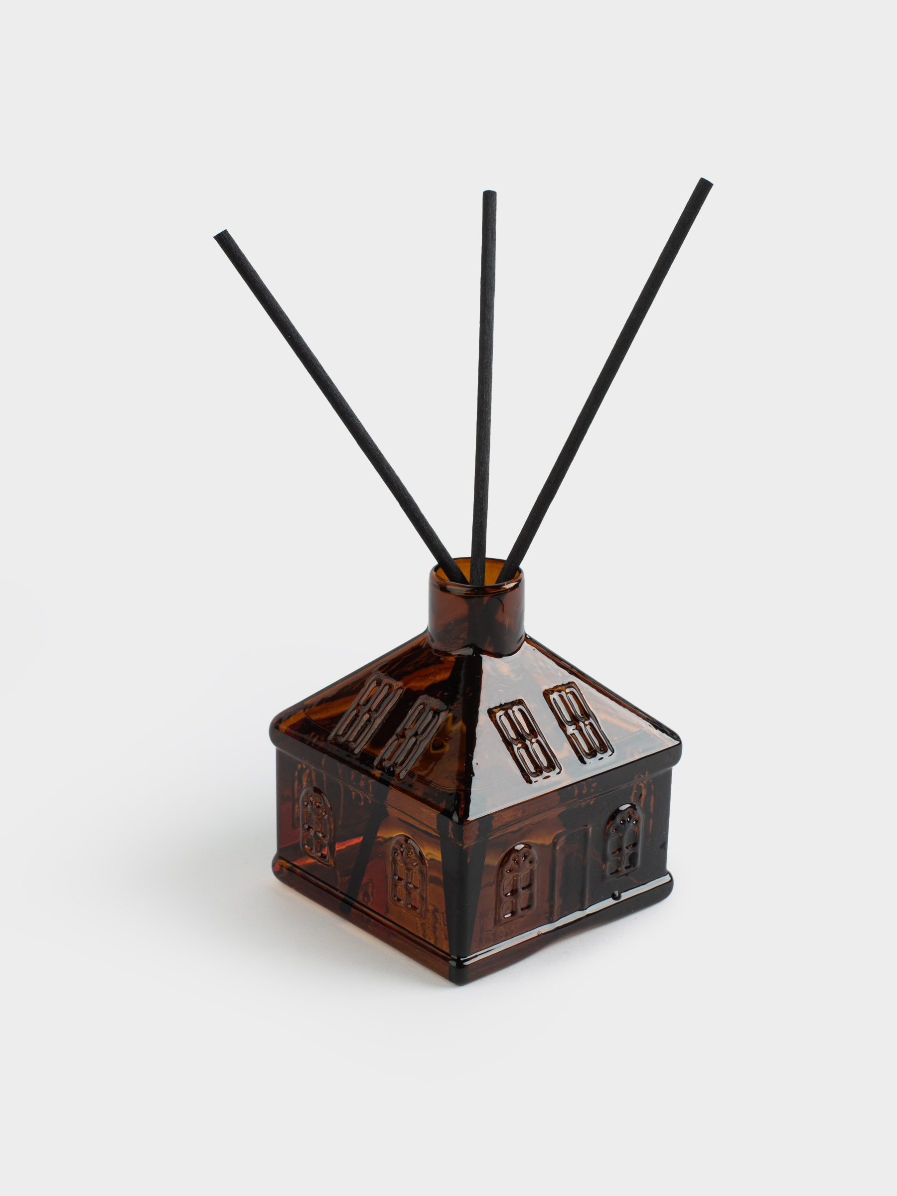 Ароматический диффузор, 100 мл, коричневый, Pine Amber Sugar, Домик, House shape, image-1