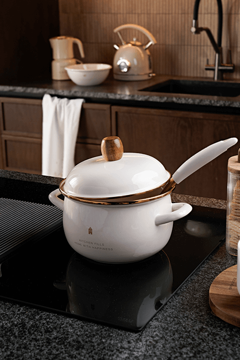 Кастрюли и ковши