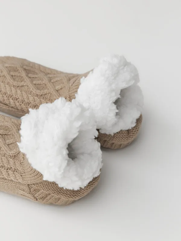 Носки женские, домашние, акрил/шерпа, песочные, Косы, Knitted soft, image-2