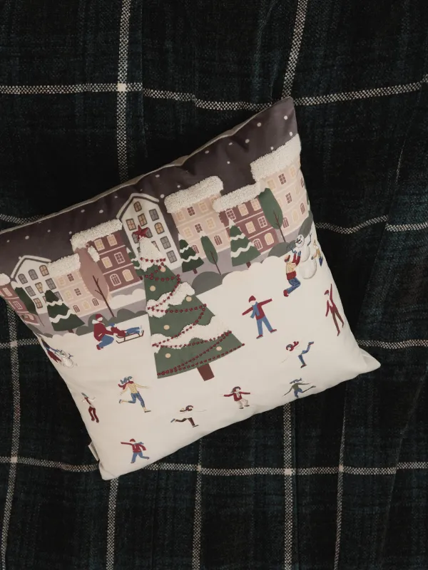 Подушка декоративная, 45х45 см, вельвет, молочно-серая, Зимние забавы, Ice skating, image-4