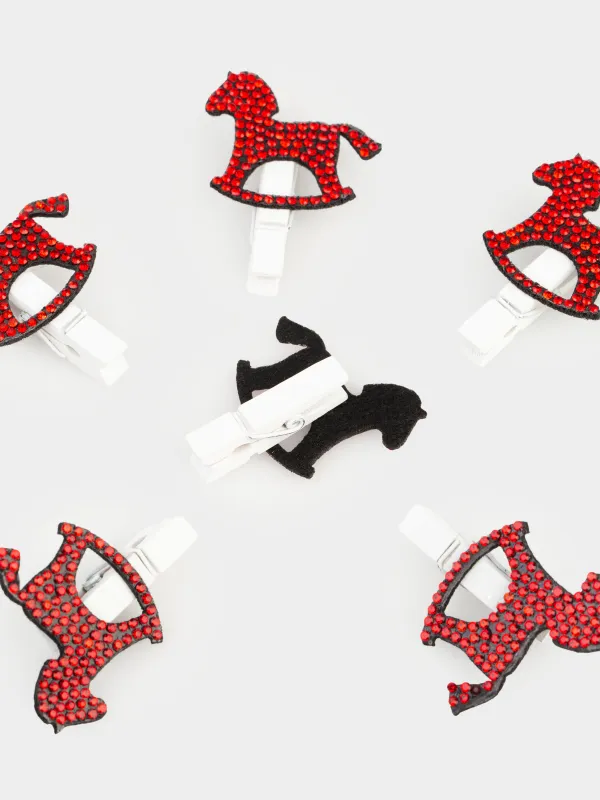 Клипса декоративная, 3 см, 6 шт, со стразами, дерево, красная, Лошадка, Figure wood, image-1