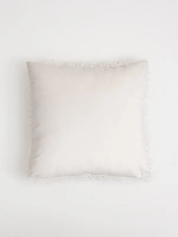 Подушка декоративная, 45х45 см, искусственный мех/вельвет, молочная, Перья, Downy, image-1