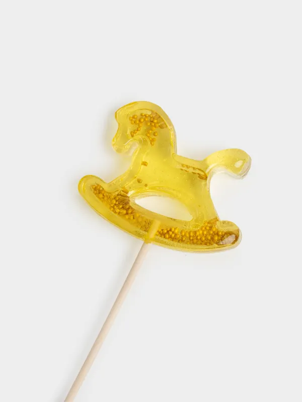 Леденец, 40 гр, погремушка, на палочке, изомальт, желтый, Лошадка-качалка, Sweet life, image-1