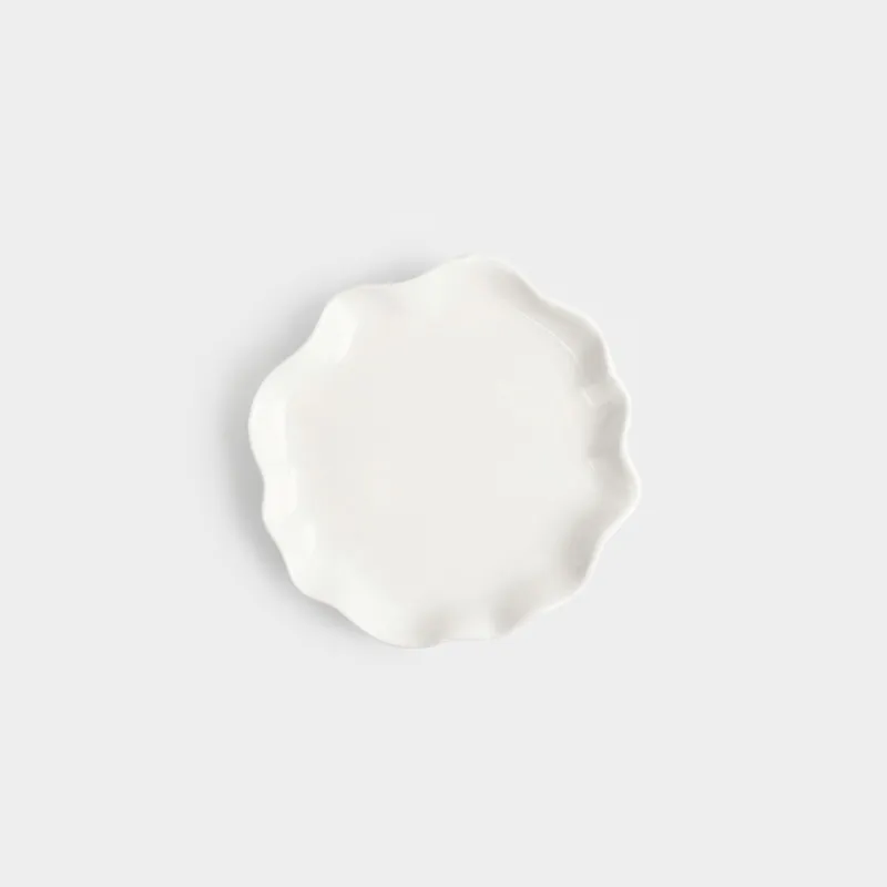 Тарелка закусочная, 20 см, керамика D, молочная, Волнистый край, Crumple