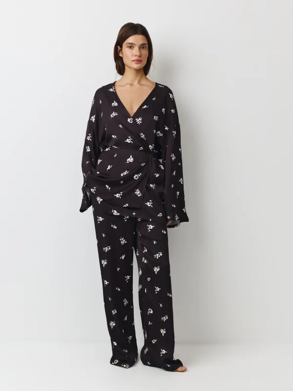 Брюки женские, домашние, р. M, вискоза, черно-белые, Цветы, Leyra, image-2