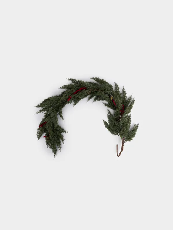 Ветка-гирлянда декоративная, 1,4 м, Хвоя с колокольчиками, Conifer decor, image-0