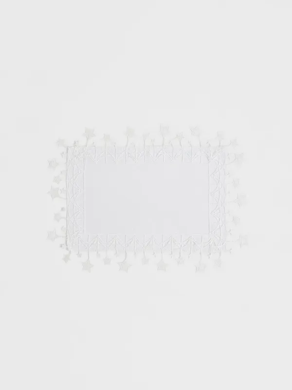 Салфетка под приборы, 30х45 см, с кружевом, полиэстер, белая, Звезды, Stars framed, image-0