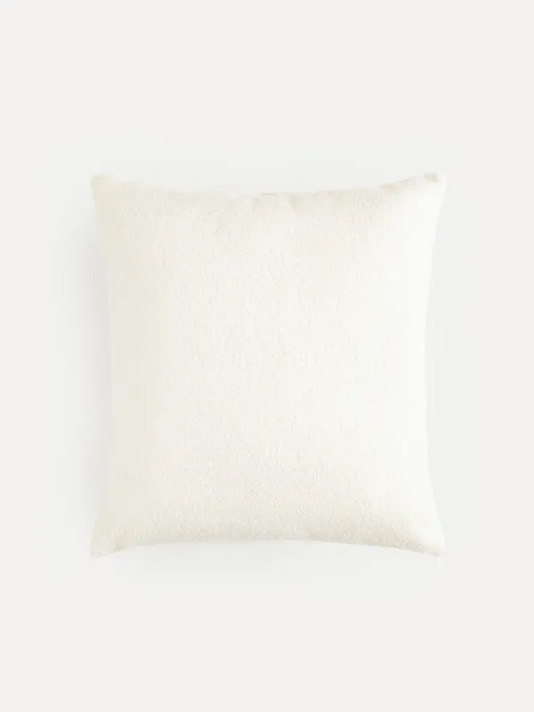 Подушка декоративная, 45х45 см, шерпа, молочная, Зимние забавы, Sherpa, image-1