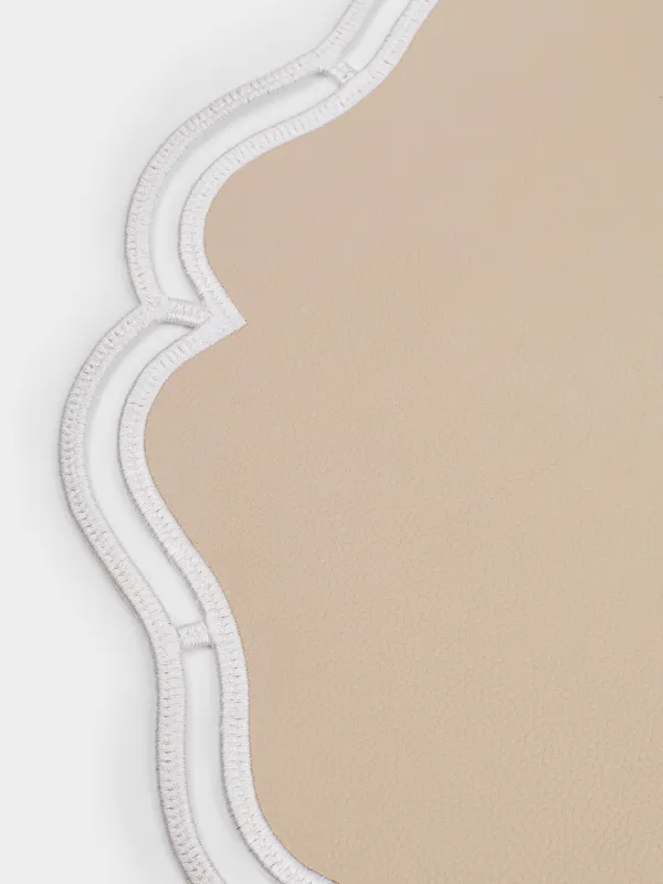 Салфетка под приборы, 38 см, ПВХ/полиэстер, фигурная, бежевая, Rock vintage, image-1