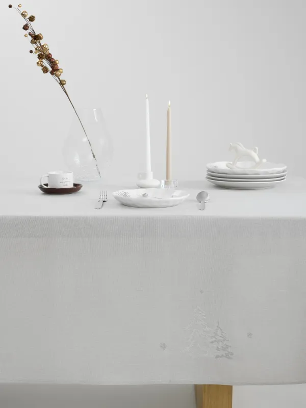 Скатерть, 160х160 см, полиэстер, светло-серая, Олени и ели, Forest fawn, image-3