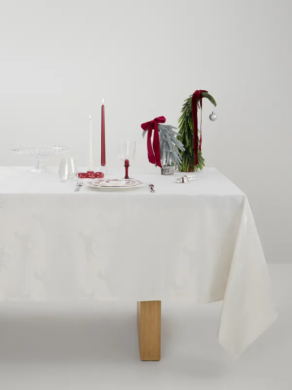 Скатерть, 160х160 см, из жаккарда, Лошади, Graceful horses, image-0