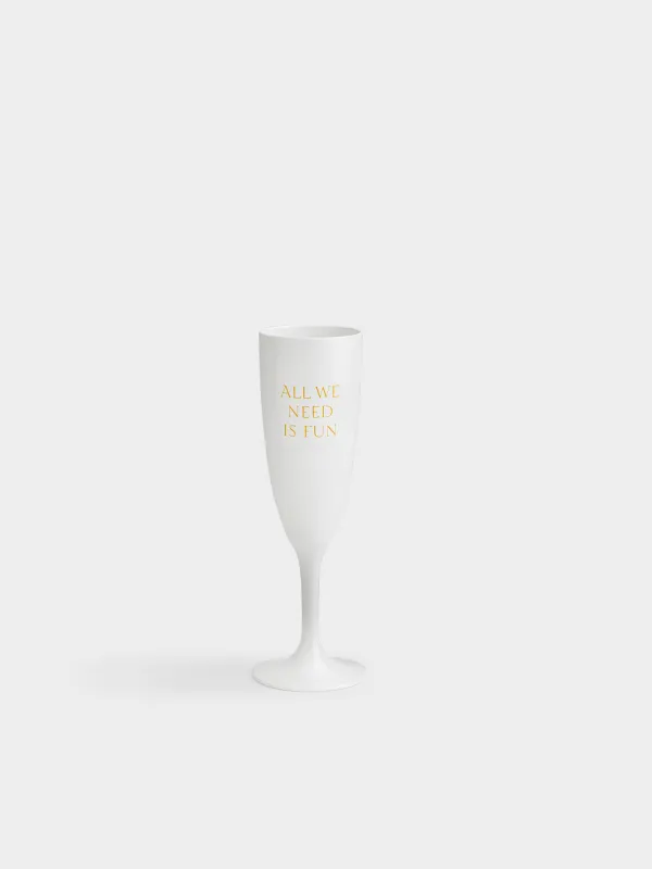 Бокал для шампанского, All we need is fun, Course, image-0