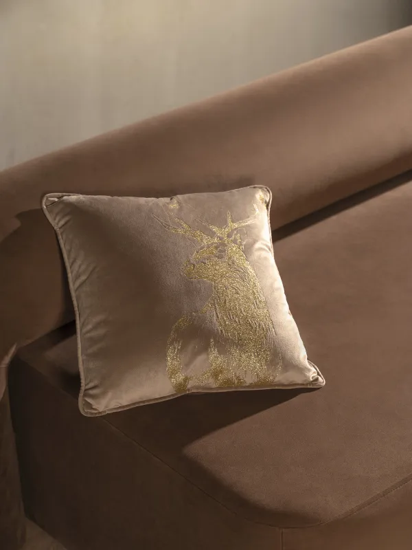 Подушка декоративная, 45х45 см, вельвет, бежево-золотистая, Гордый олень, Deer, image-4