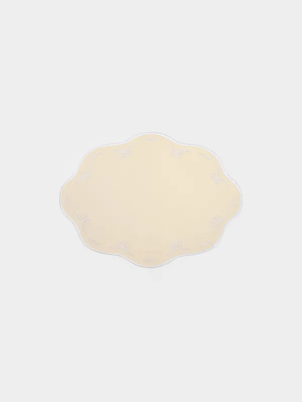 Салфетка под приборы, 30х40 см, ПВХ/полиэстер, фигурная, светло-желтая, Банты, Rock embroidery, image-0