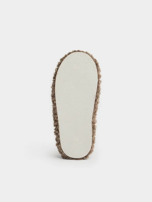 Тапочки открытые из кудрявого экомеха, Comfy plush, image-6