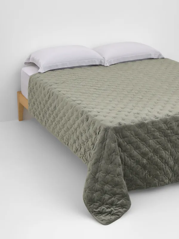 Покрывало, 220x240 см, стеганое, вельвет/микрофибра, зеленое, Линии, Stitch velvet, image-0