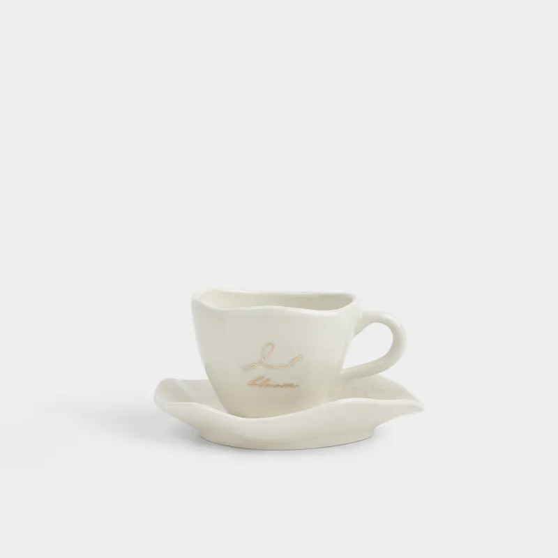 Пара чайная, 1 перс, 2 пр, 280 мл, фарфор P, молочная, Just bloom, Волнистый край, Wavy gold