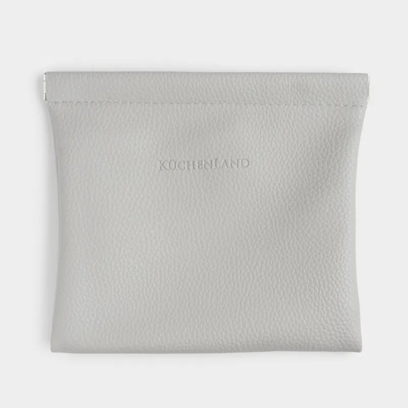 Косметичка, 18х14 см, на клипсе, полиуретан, серая, Memo