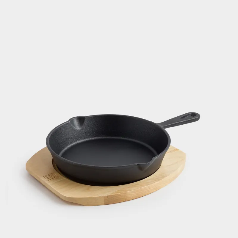 Сковорода, 20 см, на подставке, чугун/дерево, круглая, черная, Authentic