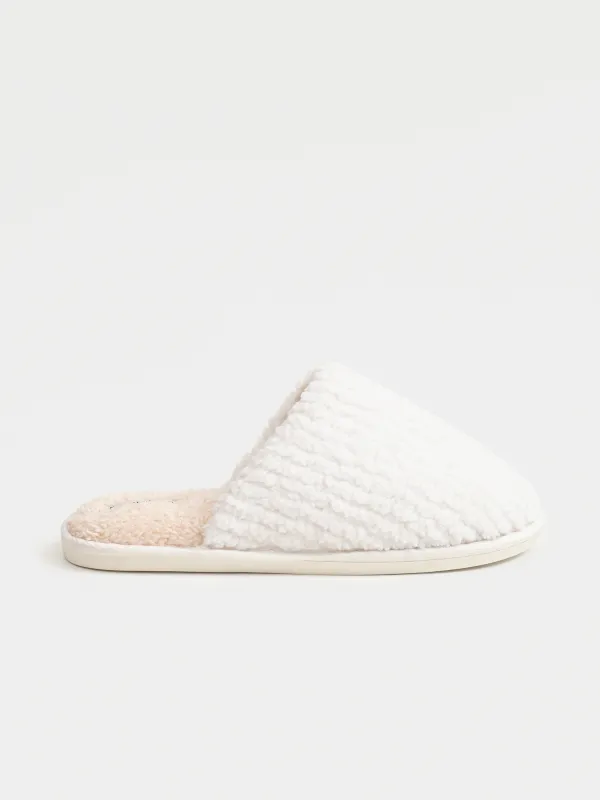 Тапочки домашние, Plush font, image-0