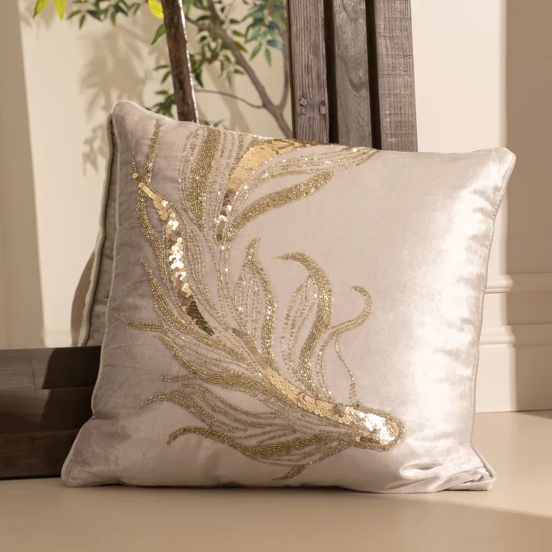 Подушка декоративная, 50х50 см, вельвет/бисер, бежевая, Рыбки, Goldfish