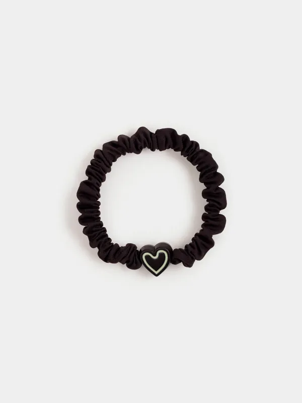 Резинка для волос, 5 см, сатин/пластик, черная, Сердце, Silk, image-0