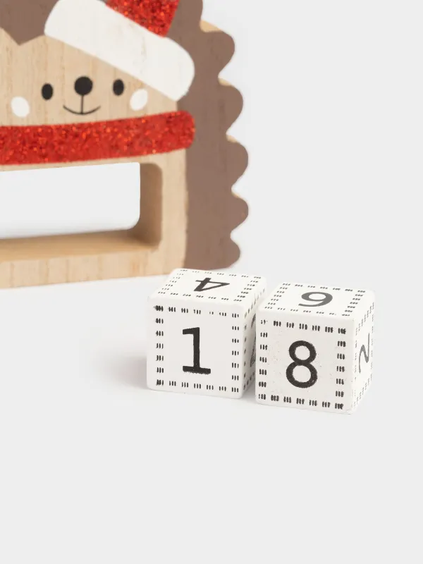 Календарь настольный, 10 см, с кубиками, дерево, Ежик в колпаке, Figure wood, image-5