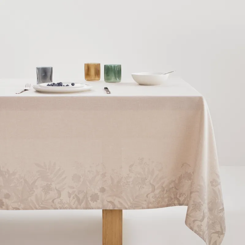 Скатерть, 170х250 см, полиэстер, бежевая, Цветы и листья, Geous flowers