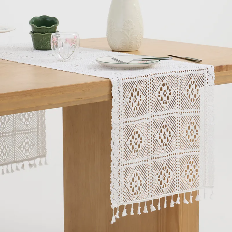 Дорожка настольная, 40х160 см, с кисточками, Ажурный узор, Tracery