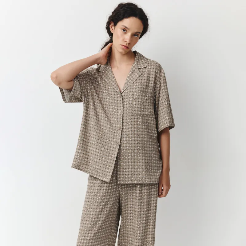 Рубашка женская, с коротким рукавом, Emri