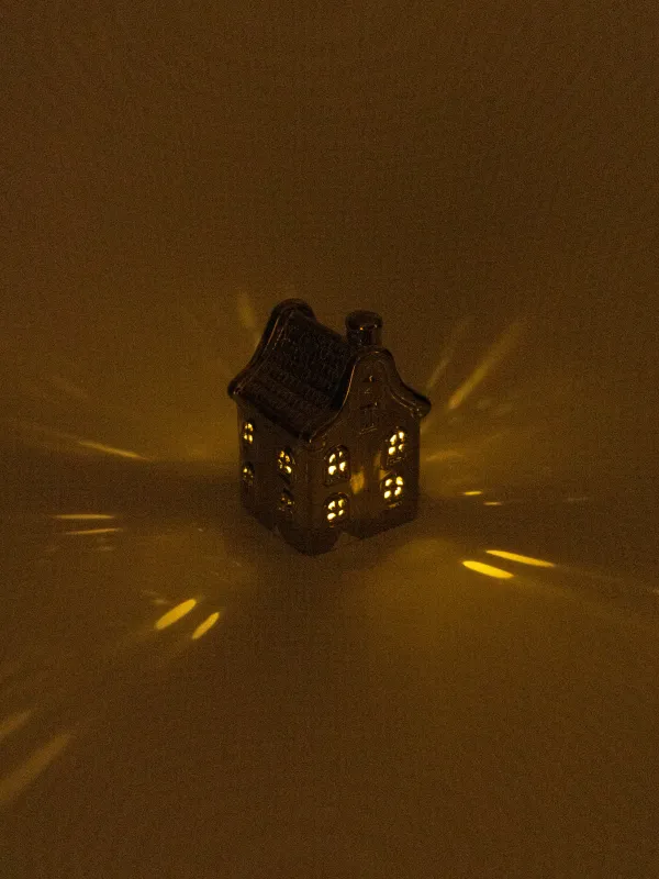 Статуэтка с подсветкой, 9 см, Дом, House shape, image-3