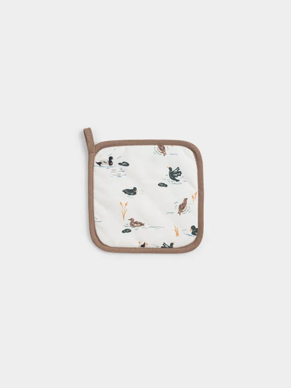 Прихватка, Ducks in pond, image-0