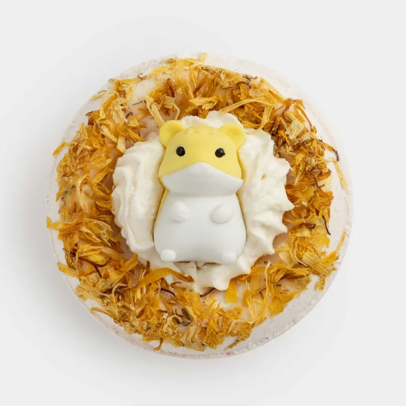 Бомбочка для ванны, 130 гр, с игрушкой, бежевая, Ирландские сливки, Хомяк, Friends spa