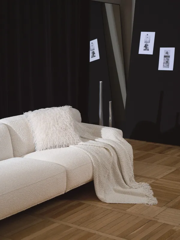 Подушка декоративная, 45х45 см, искусственный мех/вельвет, молочная, Перья, Downy, image-7