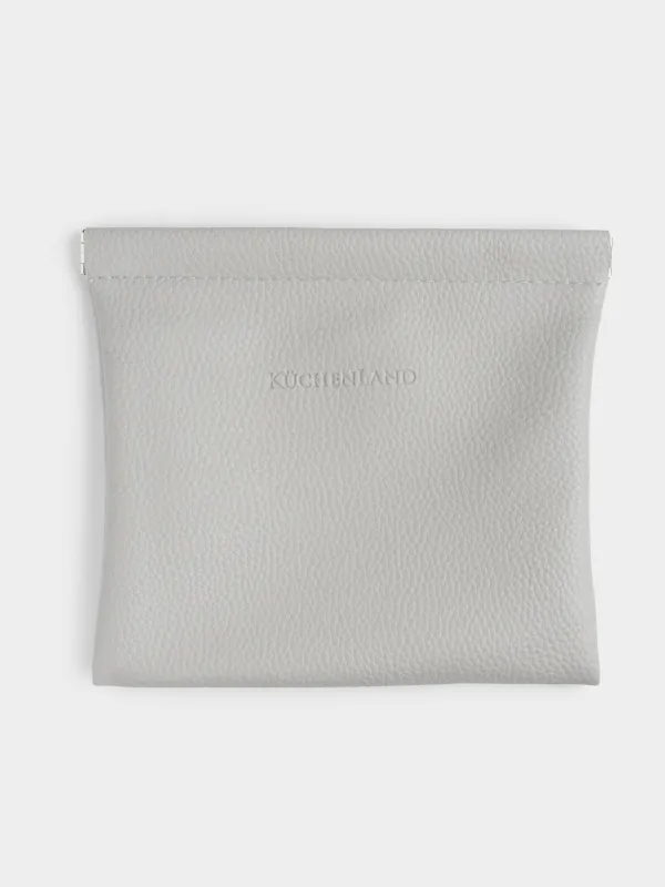 Косметичка, 18х14 см, на клипсе, полиуретан, серая, Memo, image-0