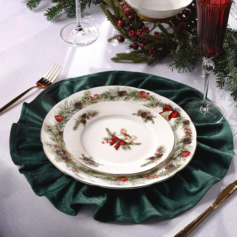 Салфетка под приборы, 38 см, бархат, круглая, зеленая, Волнистые края, Color wavy