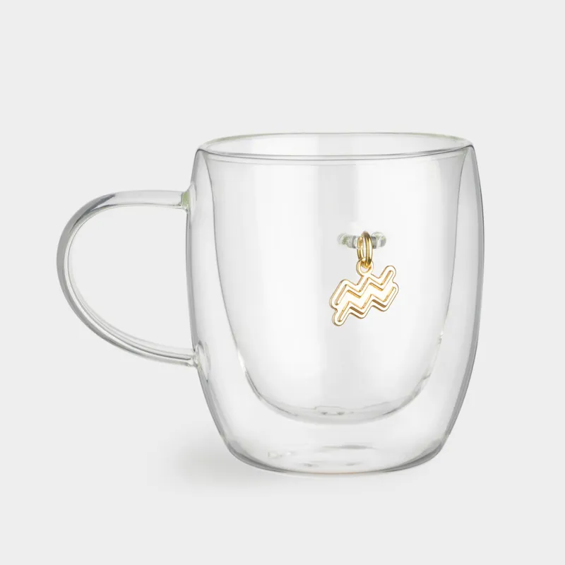 Кружка, 280 мл, стекло Б/металл, с золотистой подвеской, Водолей, Air figure zodiac