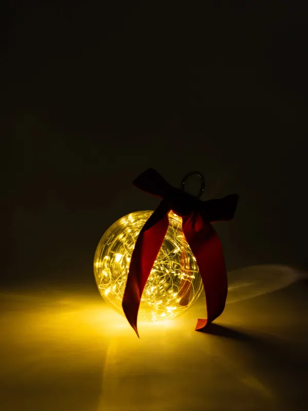 Статуэтка с подсветкой, 21 см, Шар с бантом, Champagne style, image-3