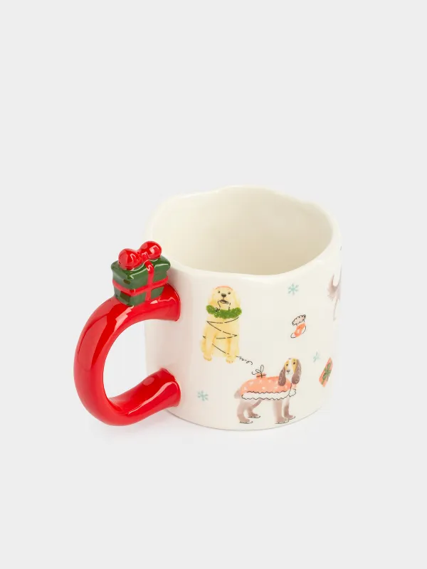 Кружка, 370 мл, керамика D, молочно-красная, Собаки с подарками, Christmas dog, image-1