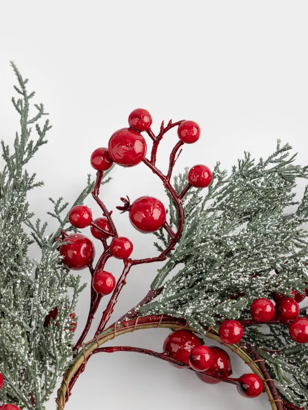 Венок декоративный, 8/45 см, пластик/пенопласт, Хвоя с красными ягодами, Red berry, image-2