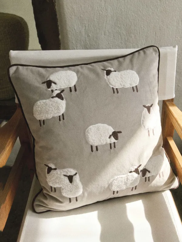 Подушка декоративная, 45х45 см, Овечки, Velvet, image-2