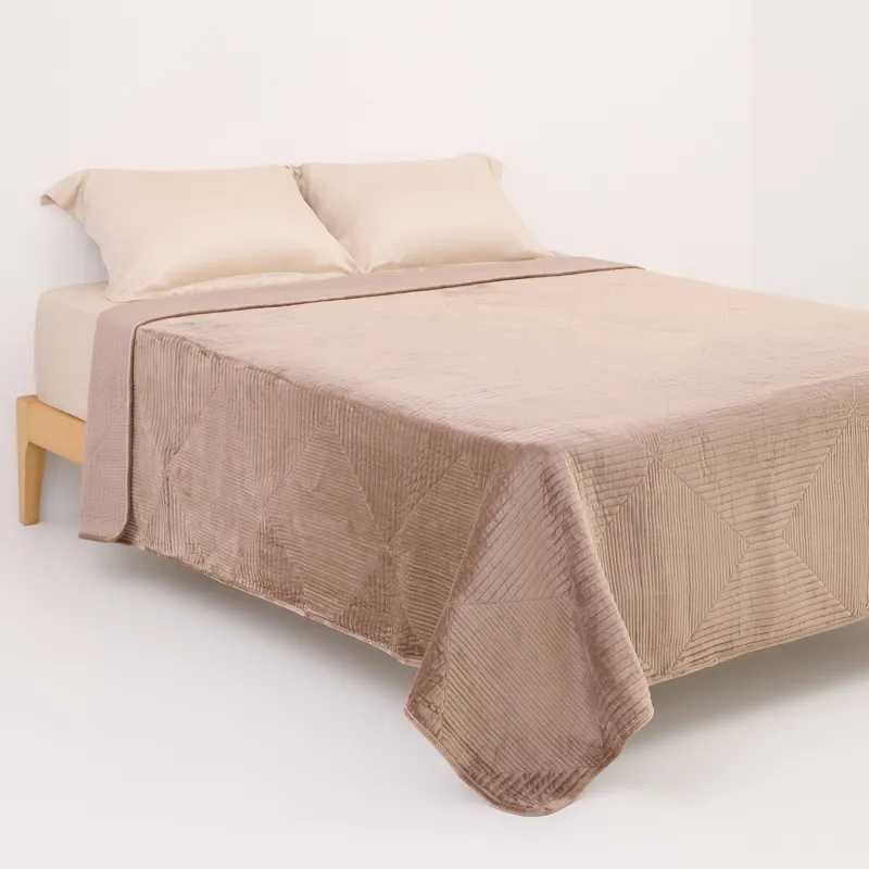Покрывало, 220х240 см, стеганое, вельвет/микрофибра, коричневое, Ромбы, Stitch velvet