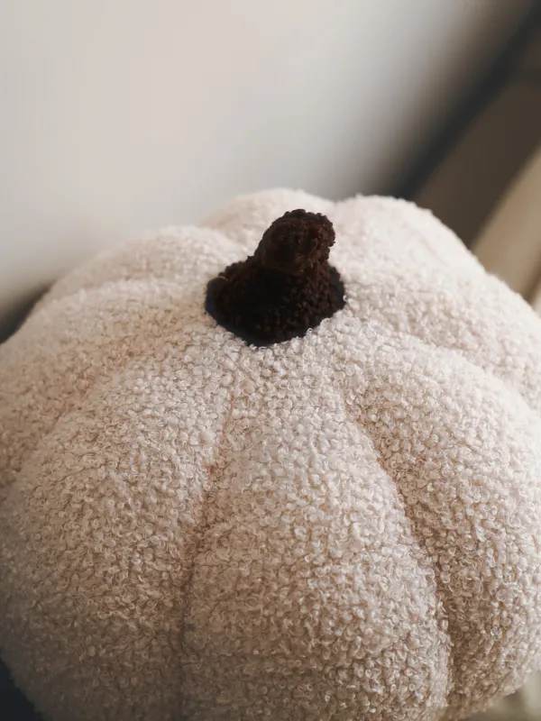 Подушка декоративная, 31х15 см, букле, молочная, Тыква, Boucle figure, image-3