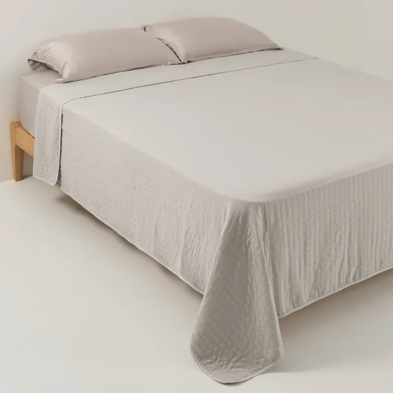 Покрывало, 220х240 см, стеганое, микрофибра, серое, Полосы, Stitch