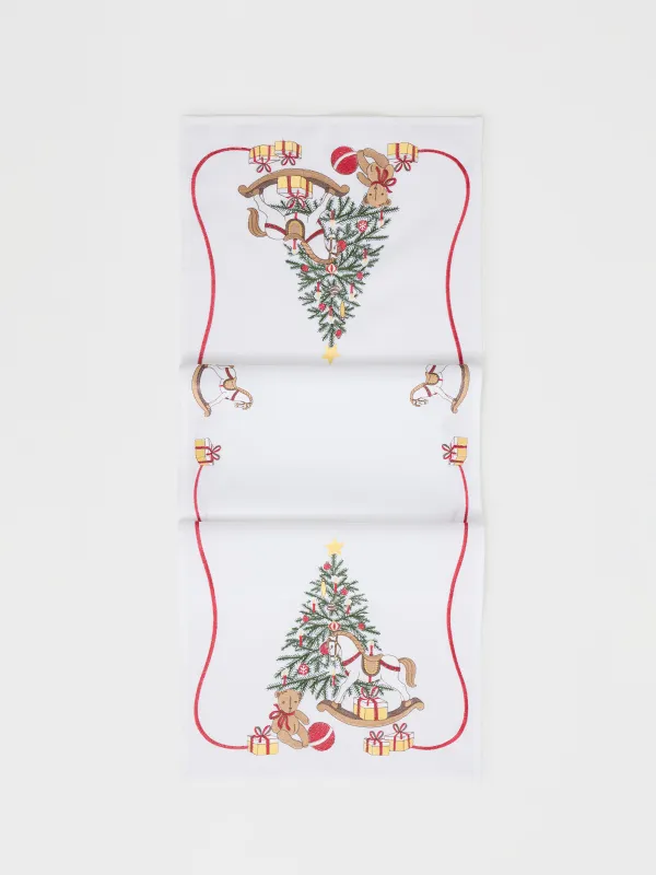 Дорожка настольная, 40х160 см, полиэстер, белая, Елка и лошадки, Holiday horse, image-0